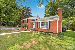 3022 Finley Pl, Charlotte, NC 28210 - Photo 2