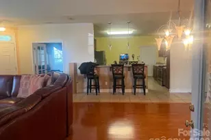3511 Winter View Ct, Charlotte, NC 28269 - Photo 10