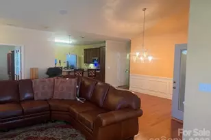 3511 Winter View Ct, Charlotte, NC 28269 - Photo 6