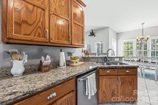 314 Hidden Creek Dr, Shelby, NC 28152 - Photo 8
