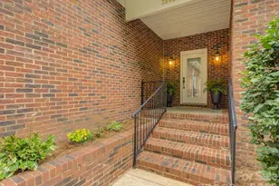 3946 Churchill Rd, Charlotte, NC 28211 - Photo 2