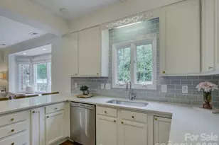 3946 Churchill Rd, Charlotte, NC 28211 - Photo 12