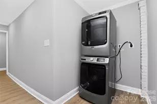 2233 Highland St, Charlotte, NC 28208 - Photo 16