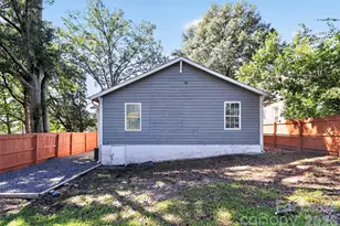 2233 Highland St, Charlotte, NC 28208 - Photo 26