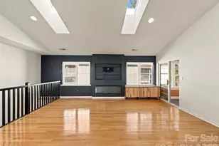317 Ewarts Hill Rd, Hendersonville, NC 28739 - Photo 4