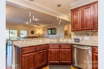 6605 Central Pacific Avenue #302, Charlotte, NC 28210 - Photo 12