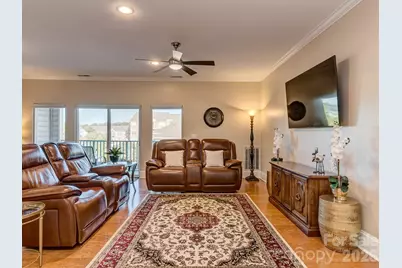 6605 Central Pacific Avenue #302, Charlotte, NC 28210 - Photo 8