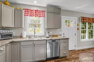 103 Garren Shady Wy, Fairview, NC 28730 - Photo 12