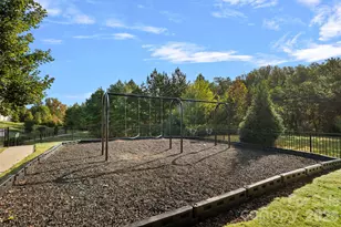6215 Paw Village Rd, Charlotte, NC 28214 - Photo 36