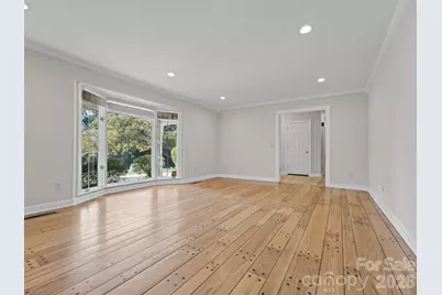 109 Yardley Court, Hendersonville, NC 28739 - Photo 10