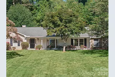 109 Yardley Court, Hendersonville, NC 28739 - Photo 2