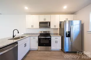603-605 6th Ave SW, Hickory, NC 28602 - Photo 2