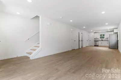 603-605 6th Avenue SW #2, Hickory, NC 28602 - Photo 6