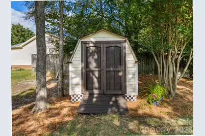 11413 Kingfisher Drive, Charlotte, NC 28226 - Photo 18