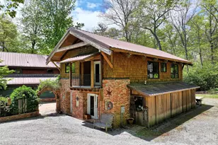 688 Blueberry Farm Rd, Zirconia, NC 28790 - Photo 4