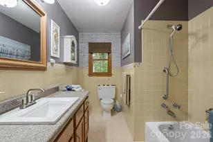 33 & 34 Grandview Ct, Asheville, NC 28806 - Photo 2