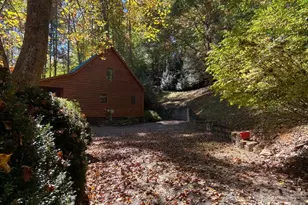 349 Barefoot Cv, Burnsville, NC 28714 - Photo 28