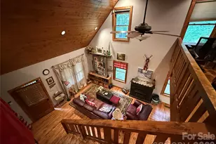349 Barefoot Cv, Burnsville, NC 28714 - Photo 8