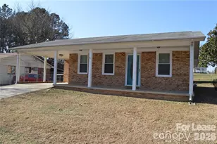 347 Wilson St, Statesville, NC 28677 - Photo 1