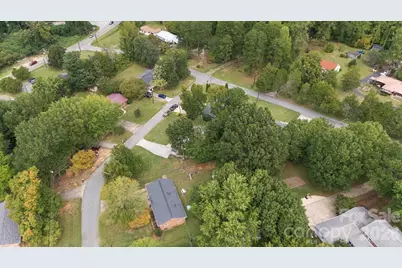 203 Crestview Drive, Thomasville, NC 27360 - Photo 6
