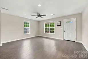 203 Crestview Dr, Thomasville, NC 27360 - Photo 16