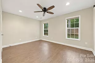 203 Crestview Dr, Thomasville, NC 27360 - Photo 20