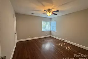 2108 Hassell Pl, Charlotte, NC 28209 - Photo 10