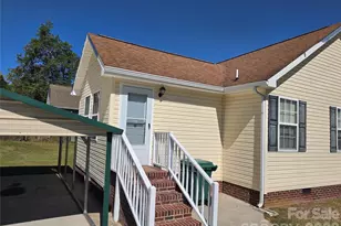 218 Center St, Chester, SC 29706 - Photo 4