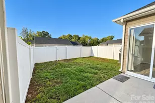 8149 Merryvale Ln, Charlotte, NC 28214 - Photo 28