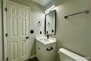 1401 Longbrook Dr, Charlotte, NC 28270 - Photo 18