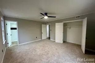 1401 Longbrook Dr, Charlotte, NC 28270 - Photo 16