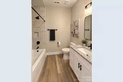 1346 39th Street Circle SW, Hickory, NC 28602 - Photo 14
