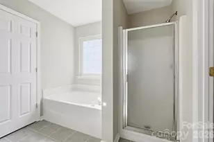 9326 Royal Highlands Ct, Charlotte, NC 28277 - Photo 20