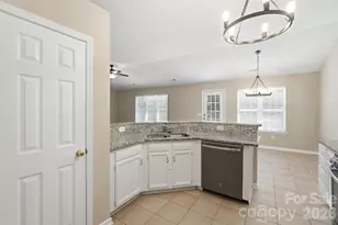 9326 Royal Highlands Ct, Charlotte, NC 28277 - Photo 12