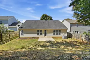 9326 Royal Highlands Ct, Charlotte, NC 28277 - Photo 36