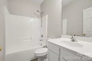 2655 Meadow Knoll Dr, Charlotte, NC 28269 - Photo 20