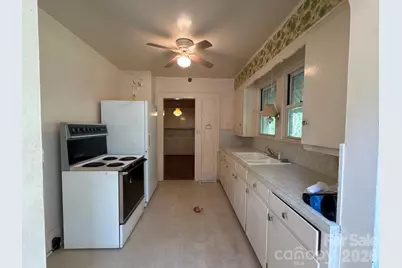 34012 Kingsley Drive, Albemarle, NC 28001 - Photo 2