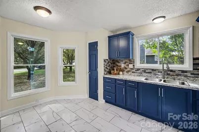 325 Briarcliff Road, Grover, NC 28073 - Photo 12