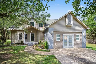 325 Briarcliff Road, Grover, NC 28073 - Photo 1