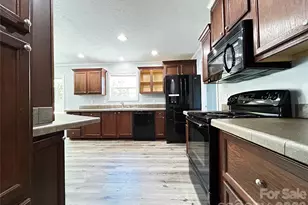 224 Pete Luther Rd, Candler, NC 28715 - Photo 14