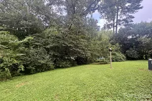 109 Holly Dr, Mount Holly, NC 28120 - Photo 24