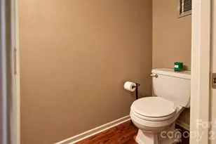 1225 E Barden Rd, Charlotte, NC 28226 - Photo 10
