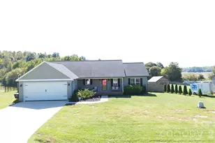 3923 Ritchie Rd, Lincolnton, NC 28092 - Photo 2