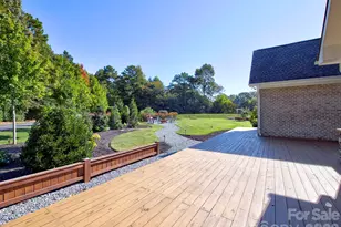 8833 Kerns Meadow Ln, Huntersville, NC 28078 - Photo 10