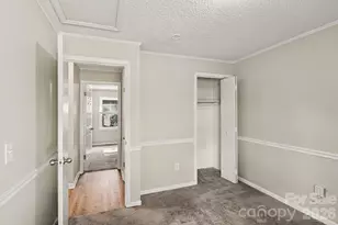8204 Strawberry Point Dr, Charlotte, NC 28215 - Photo 10
