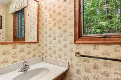 198 Woods End Drive, Hendersonville, NC 28739 - Photo 22