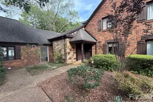 7022 Quail Hill Rd, Charlotte, NC 28210 - Photo 1