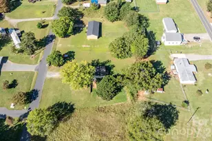 135 Vinson Rd, Statesville, NC 28677 - Photo 32