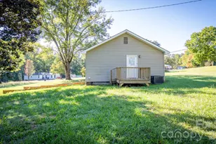 135 Vinson Rd, Statesville, NC 28677 - Photo 22