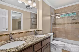 3325 St Evans Rd, Charlotte, NC 28214 - Photo 30